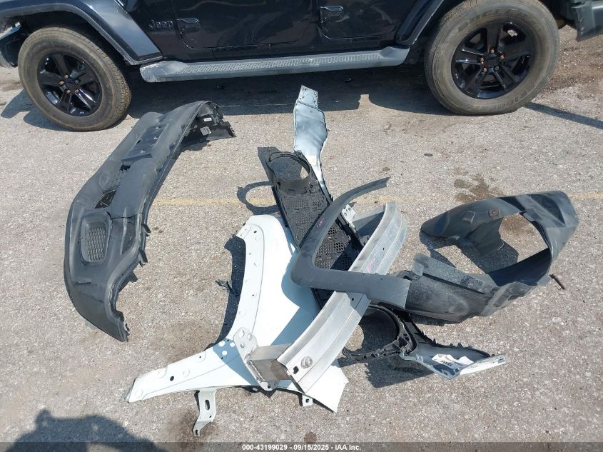 2016 Jeep Renegade Sport VIN: ZACCJBAT0GPD65054 Lot: 43199029