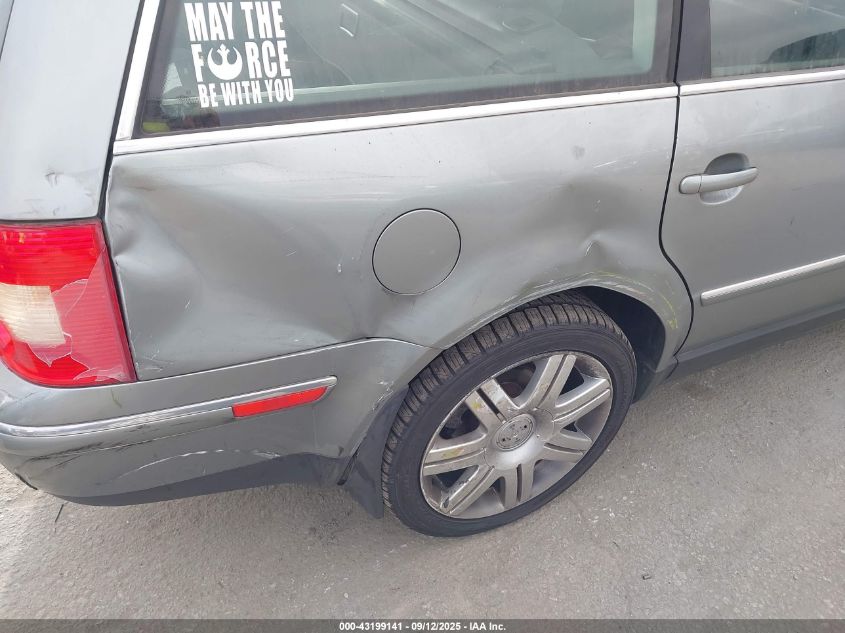 2005 Volkswagen Passat Glx VIN: WVWYU63B55E128560 Lot: 43199141