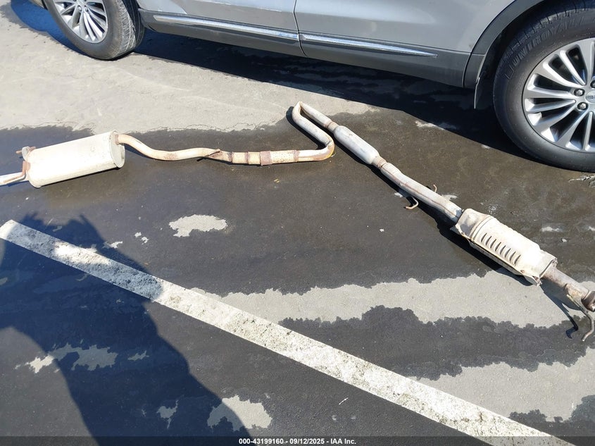 2021 TOYOTA RAV4 LE - JTMH1RFV2MD523090