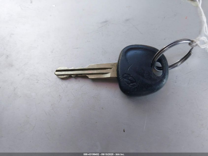 2010 Hyundai Accent Gs VIN: KMHCM3AC1AU168974 Lot: 43199452