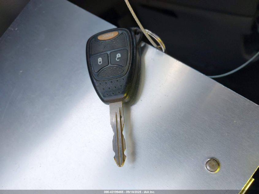 2006 Chrysler Town & Country VIN: 1A4GP45R16B674416 Lot: 43199465