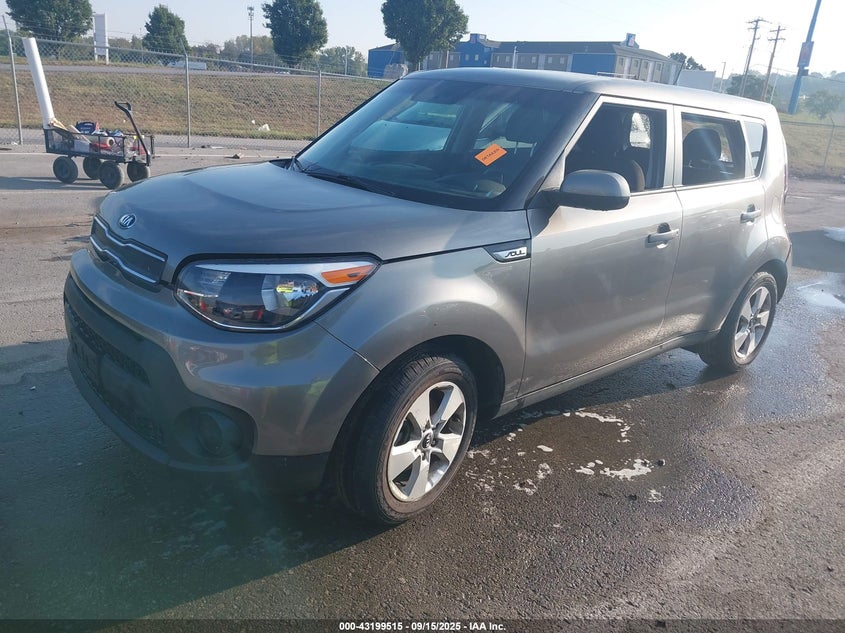 2019 KIA SOUL auction photo 2