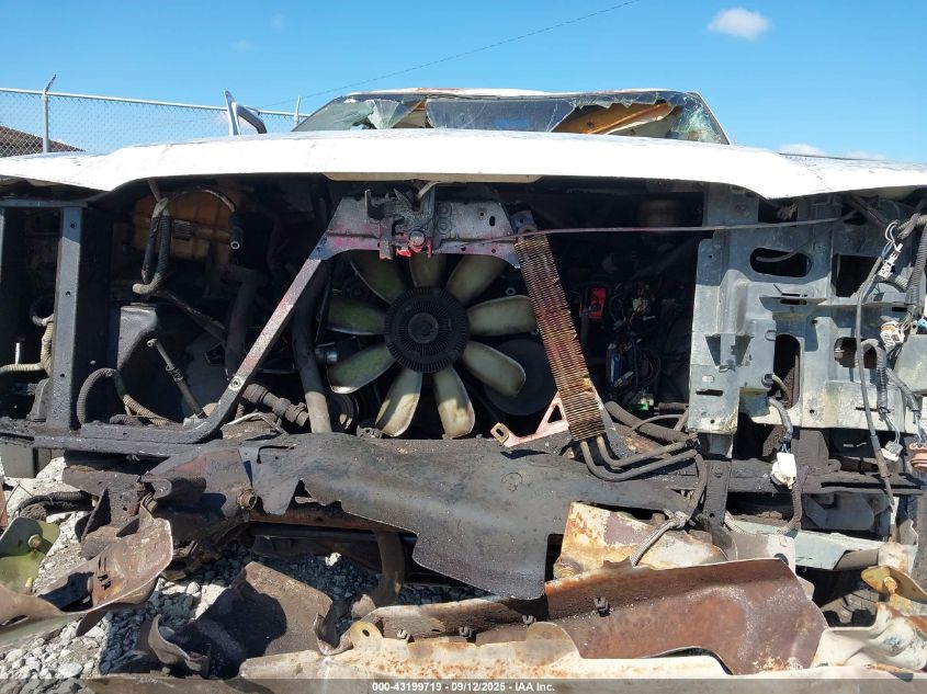 2004 Chevrolet Silverado 1500 Ls VIN: 2GCEC19V641410068 Lot: 43199719