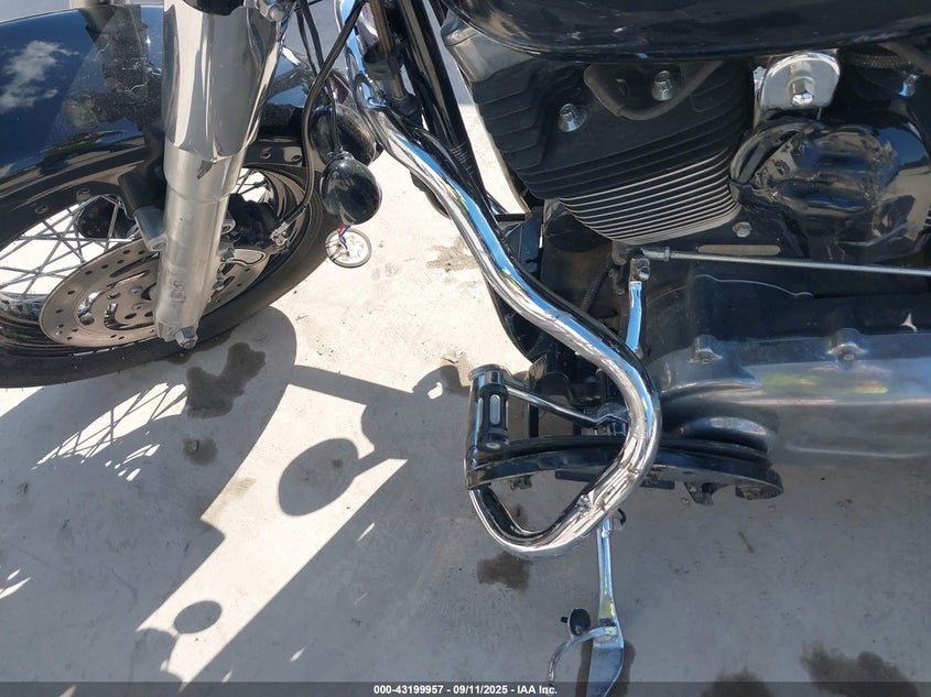 2013 Harley-Davidson Fls Softail Slim VIN: 1HD1JRV12DB035428 Lot: 43199957