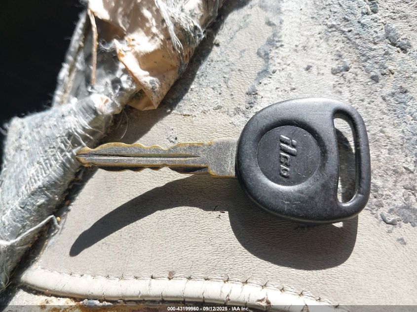 2001 Chevrolet Suburban 1500 Lt VIN: 3GNFK16T91G120931 Lot: 43199960