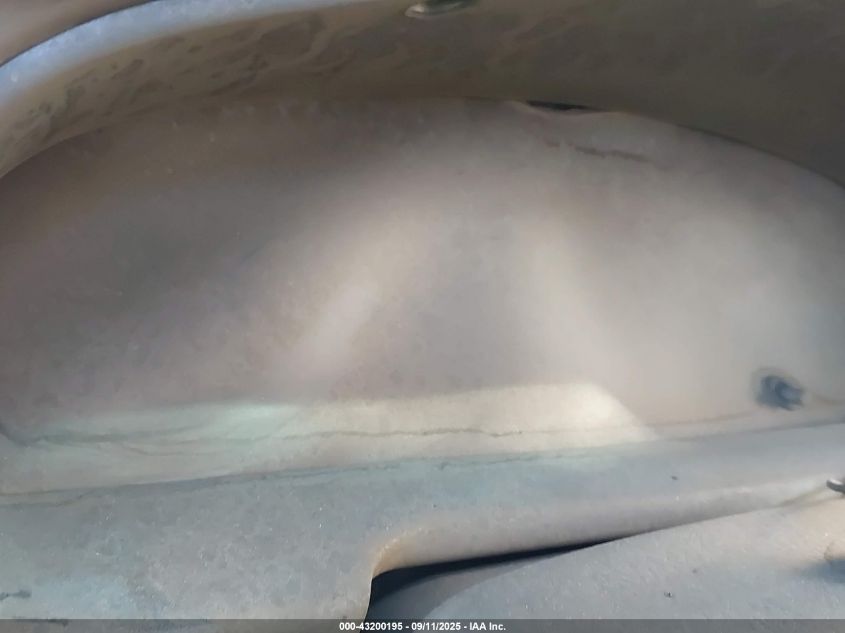 2002 Toyota Sequoia Sr5 V8 VIN: 5TDZT34A22S114438 Lot: 43200195