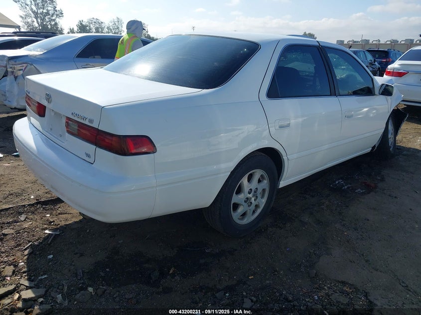 JT2BF22K5X0174196 1999 TOYOTA CAMRY photo no. 4