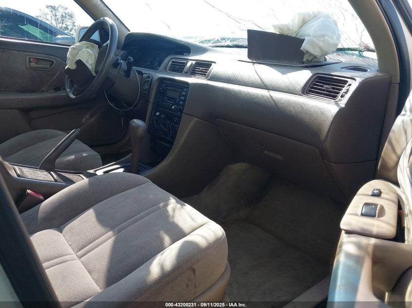 JT2BF22K5X0174196 1999 TOYOTA CAMRY photo no. 5
