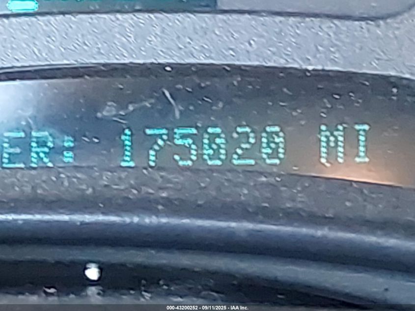 2004 GMC Yukon Sle VIN: 1GKEC13V34R240904 Lot: 43200252