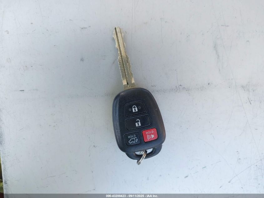 2017 Toyota Rav4 Xle VIN: 2T3WFREV3HW374675 Lot: 43200423