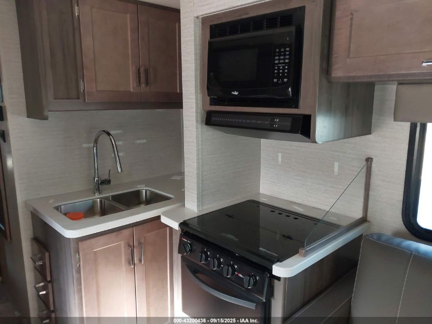 2022 Ford E-450 Cutaway VIN: 1FDXE4FNXNDC17075 Lot: 43200436