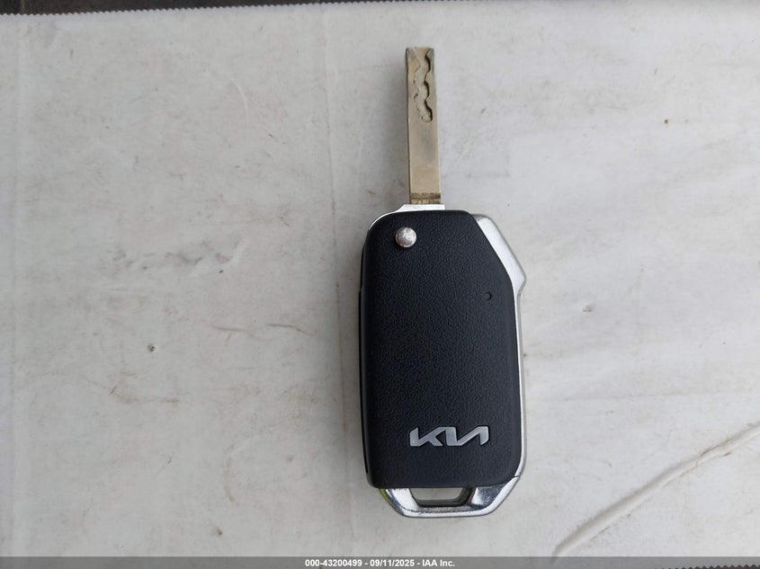 2023 KIA SPORTAGE LX KNDPUCAF7P7198519