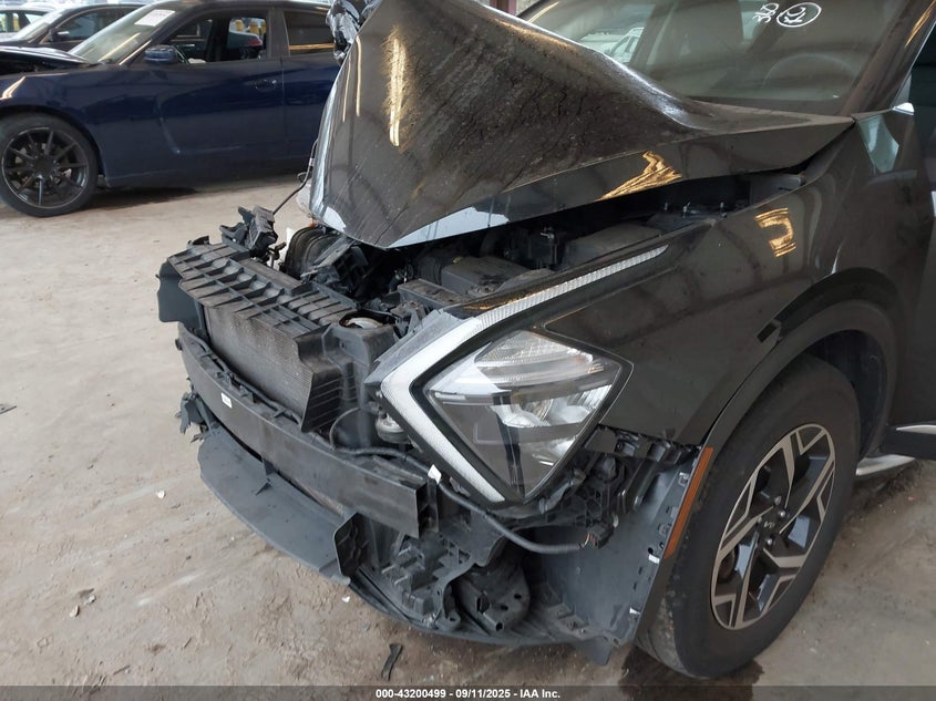 2023 KIA SPORTAGE LX KNDPUCAF7P7198519