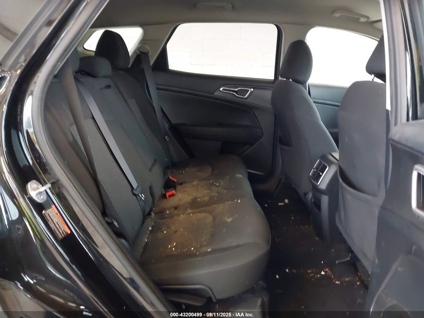 2023 KIA SPORTAGE LX KNDPUCAF7P7198519