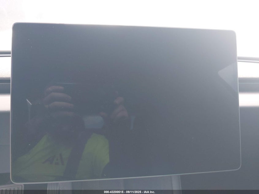 2024 Tesla Model 3 Long Range Dual Motor All-Wheel Drive VIN: 5YJ3E1EB2RF734944 Lot: 43200515