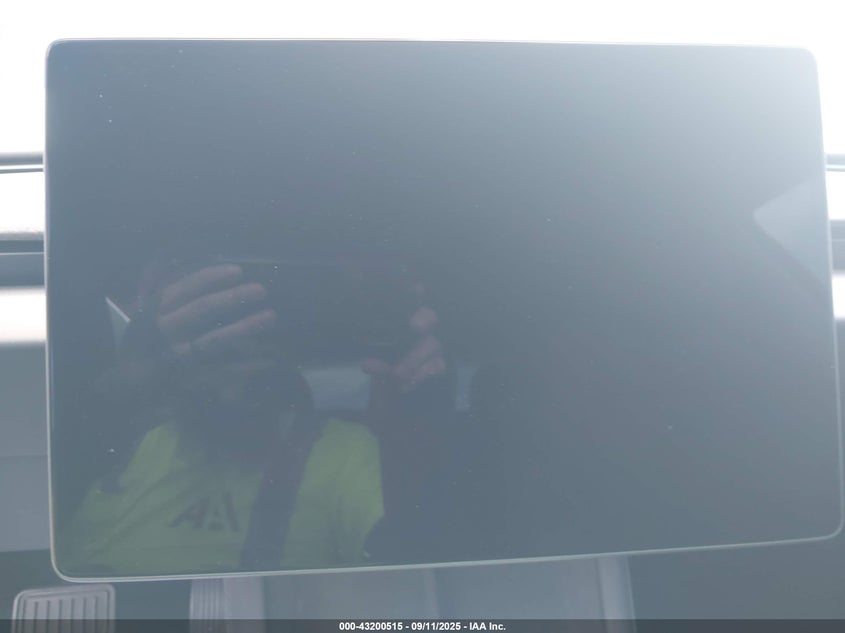 2024 Tesla Model 3 Long Range Dual Motor All-Wheel Drive VIN: 5YJ3E1EB2RF734944 Lot: 43200515