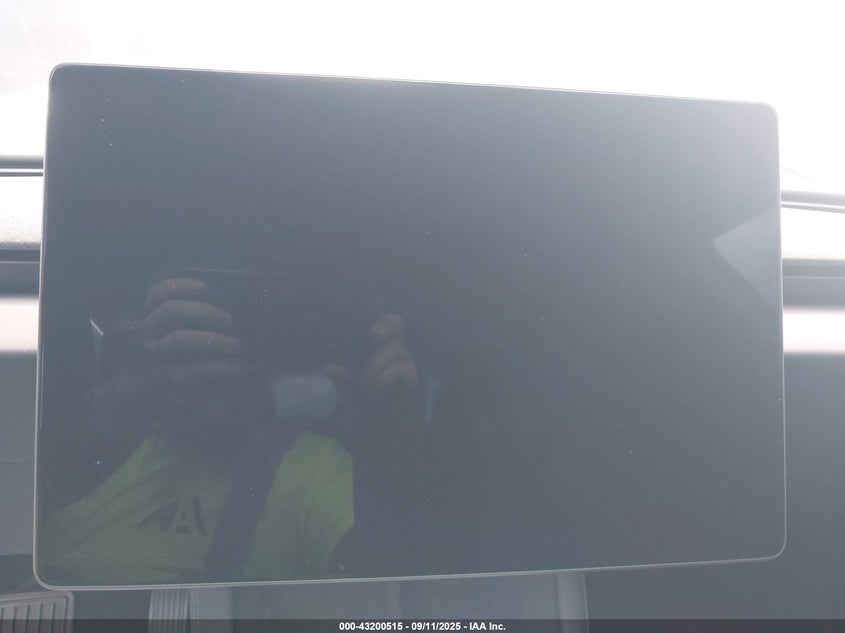 2024 Tesla Model 3 Long Range Dual Motor All-Wheel Drive VIN: 5YJ3E1EB2RF734944 Lot: 43200515