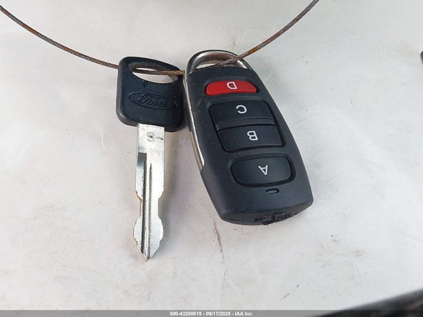 2005 Ford F-350 Lariat/Xl/Xlt VIN: 1FTWW31P45EB77148 Lot: 43200519