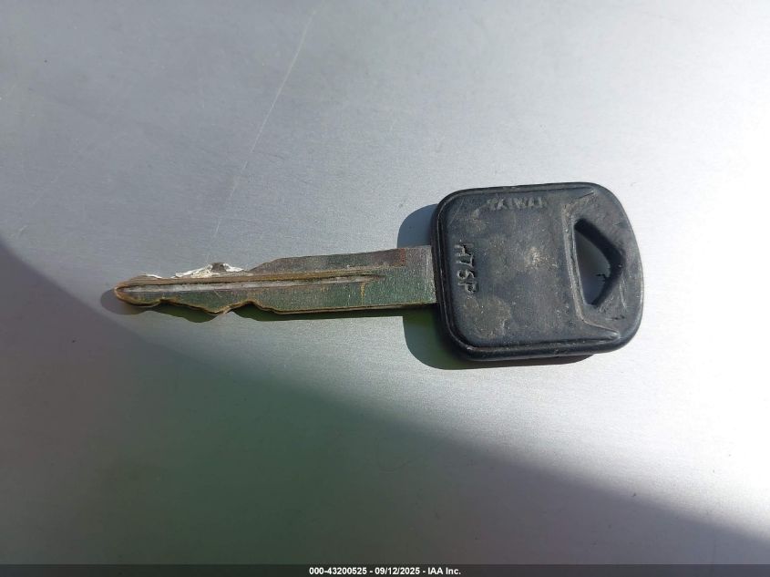 2000 Ford Econoline E350 Super Duty Ctway Van VIN: 1FDWE35S2YH86924 Lot: 43200525