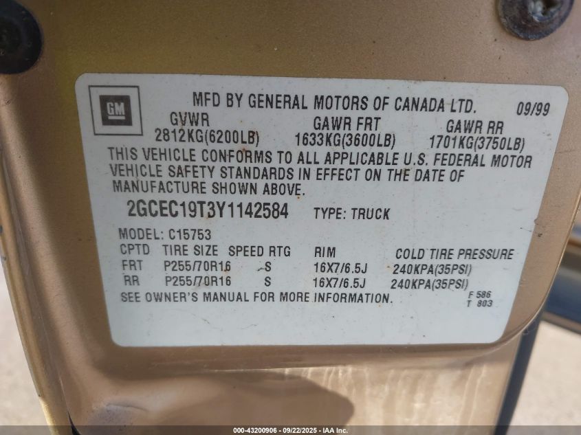 2000 Chevrolet Silverado 1500 Lt VIN: 2GCEC19T3Y1142584 Lot: 43200906
