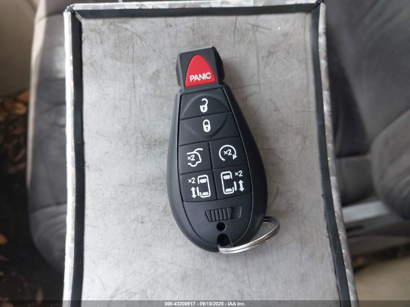 2011 Chrysler Town & Country Touring VIN: 2A4RR5DG6BR719953 Lot: 43200917