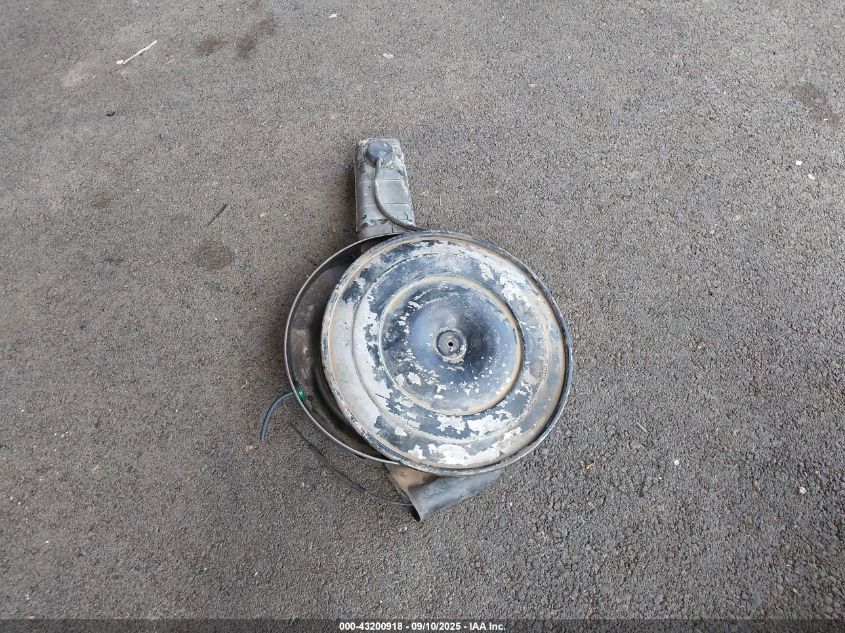 1987 Ford F350 VIN: 1FDKF37L3HKB05376 Lot: 43200918