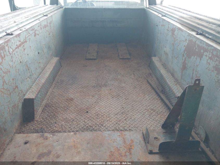 1987 Ford F350 VIN: 1FDKF37L3HKB05376 Lot: 43200918