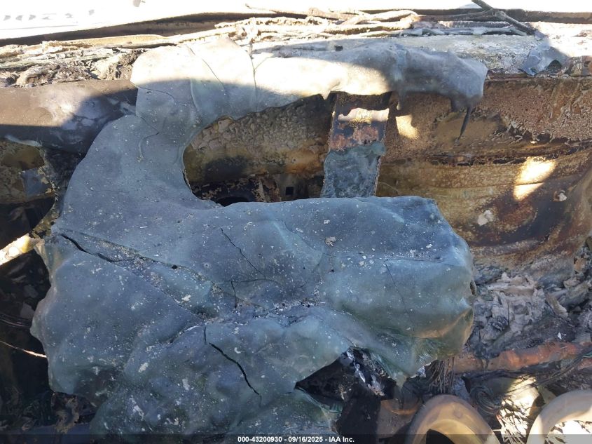 1990 Chevrolet Gmt-400 C1500 VIN: 1GCDC14K8LZ199941 Lot: 43200930