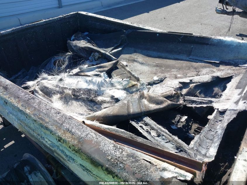 1990 Chevrolet Gmt-400 C1500 VIN: 1GCDC14K8LZ199941 Lot: 43200930