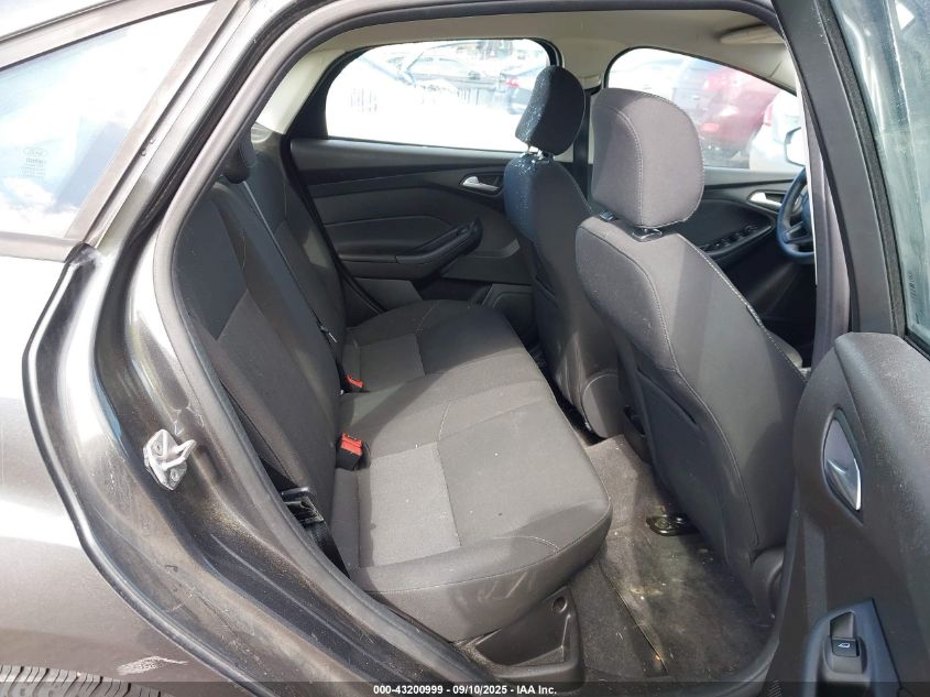 2016 Ford Focus Se VIN: 1FADP3F26GL372688 Lot: 43200999