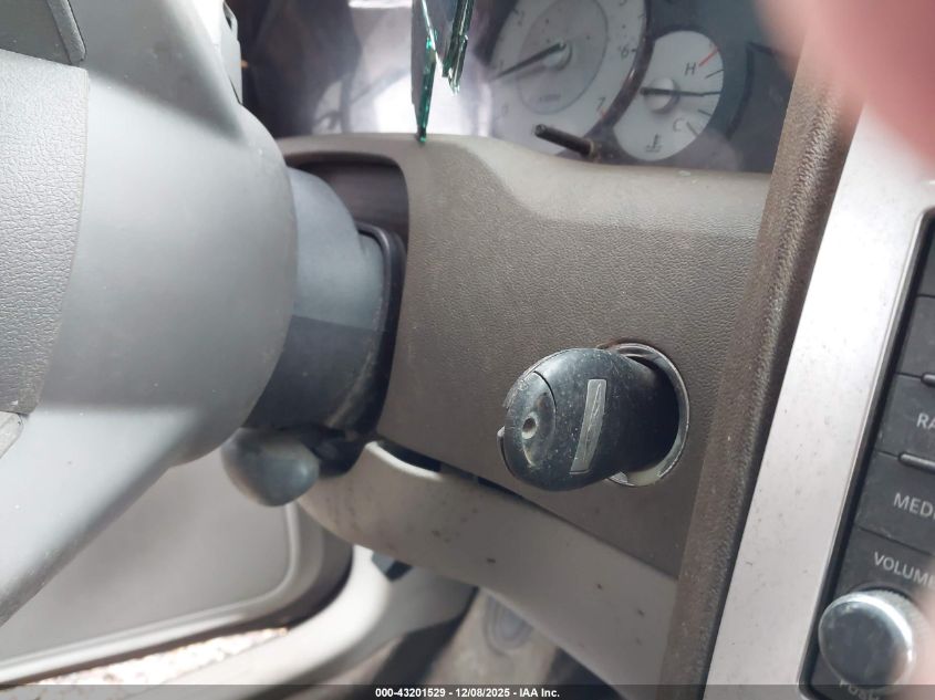 2010 Chrysler 300 Touring/Signature Series/Executive Series VIN: 2C3CA5CVXAH330227 Lot: 43201529