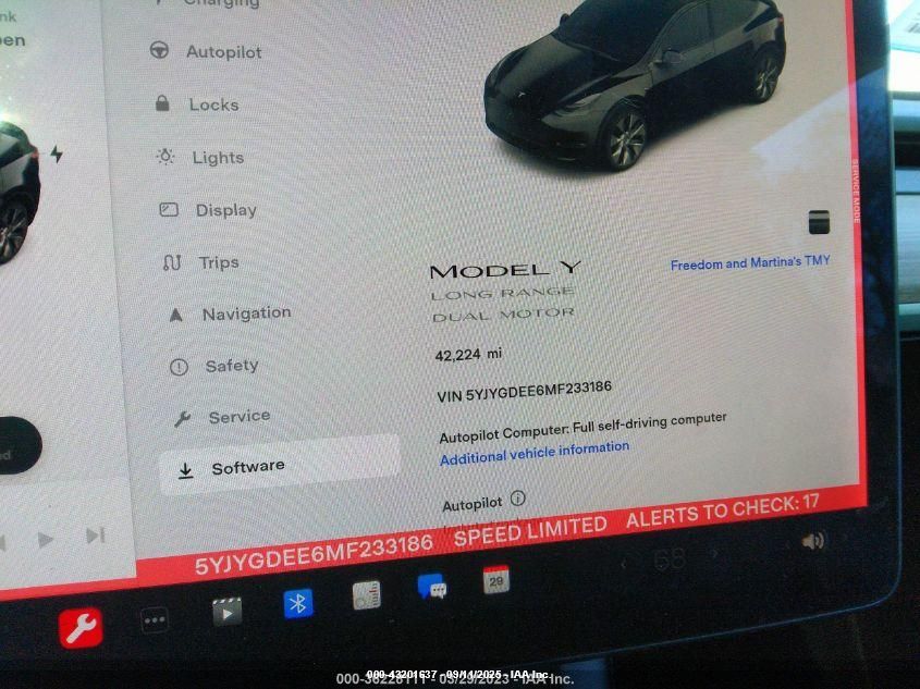 2021 Tesla Model Y Long Range Dual Motor All-Wheel Drive VIN: 5YJYGDEE6MF233186 Lot: 43201637