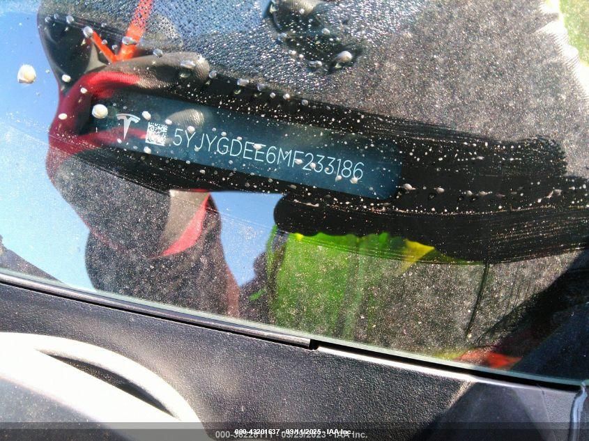 2021 Tesla Model Y Long Range Dual Motor All-Wheel Drive VIN: 5YJYGDEE6MF233186 Lot: 43201637