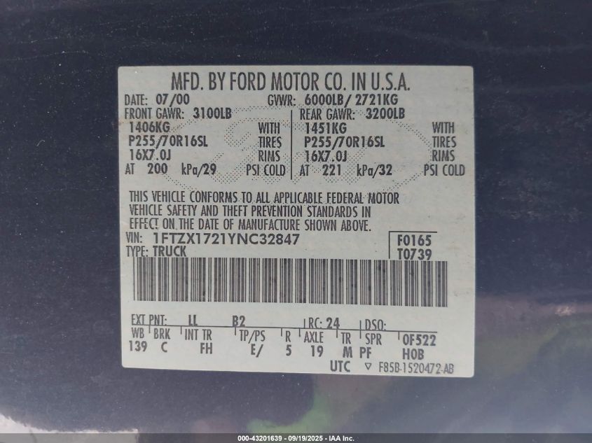 2000 Ford F-150 Work Series/Xl/Xlt VIN: 1FTZX1721YNC32847 Lot: 43201639