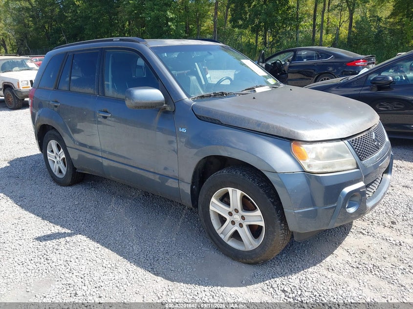 JS3TD947574201930 2007 Suzuki Grand Vitara Luxury auction photo 1