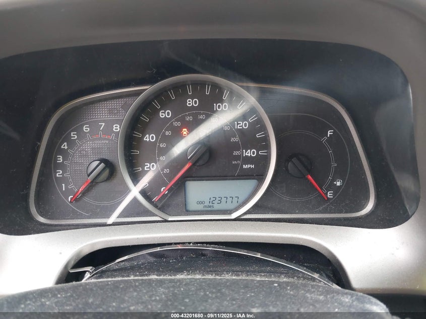 2014 TOYOTA RAV4 XLE - 2T3WFREV6EW111480