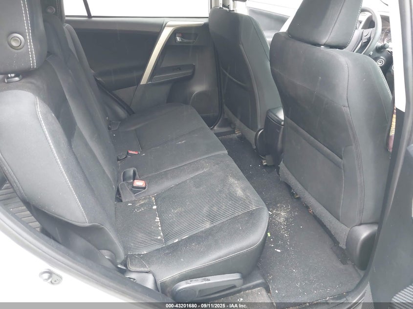 2014 TOYOTA RAV4 XLE - 2T3WFREV6EW111480