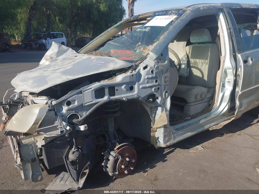 2002 Mazda Mpv Es/Lx VIN: JM3LW28A620323693 Lot: 43201717