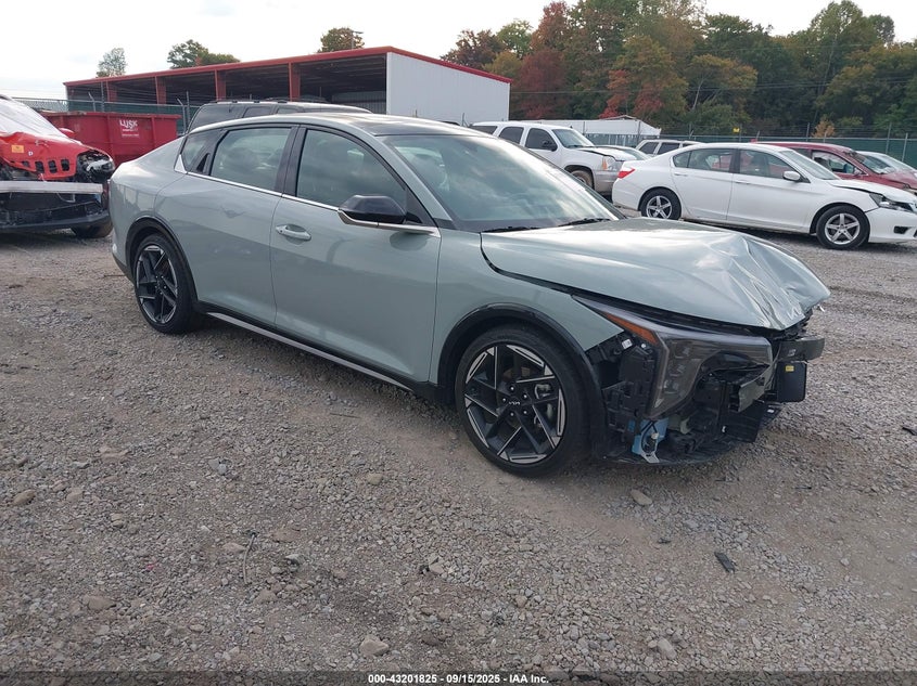 2025 Kia K4 2.0 Gt-Line Green Lot 111043201825 Vin 3KPFW4DE8SE069826
