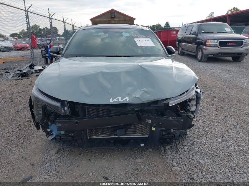2025 Kia K4 Gt-Line VIN: 3KPFW4DE8SE069826 Lot: 43201825