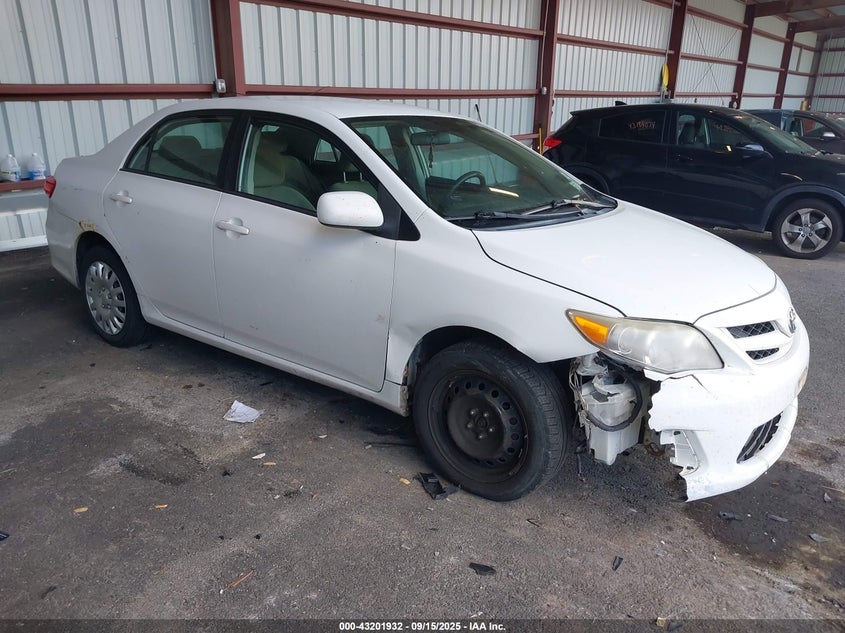2T1BU4EEXCC795030 2012 Toyota Corolla Le auction photo 1