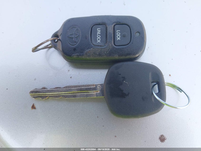 4T1BF3EK5BU197418 2011 TOYOTA CAMRY photo no. 11