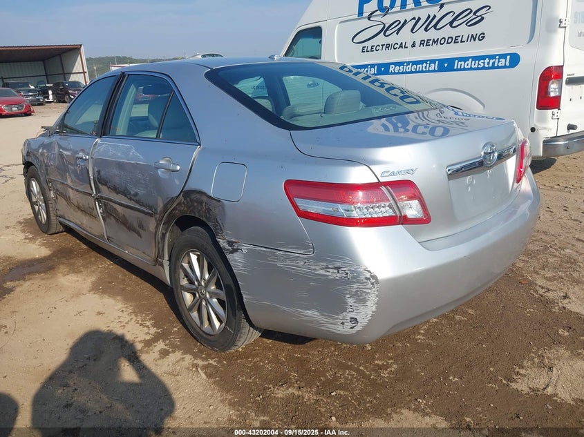 4T1BF3EK5BU197418 2011 TOYOTA CAMRY photo no. 3