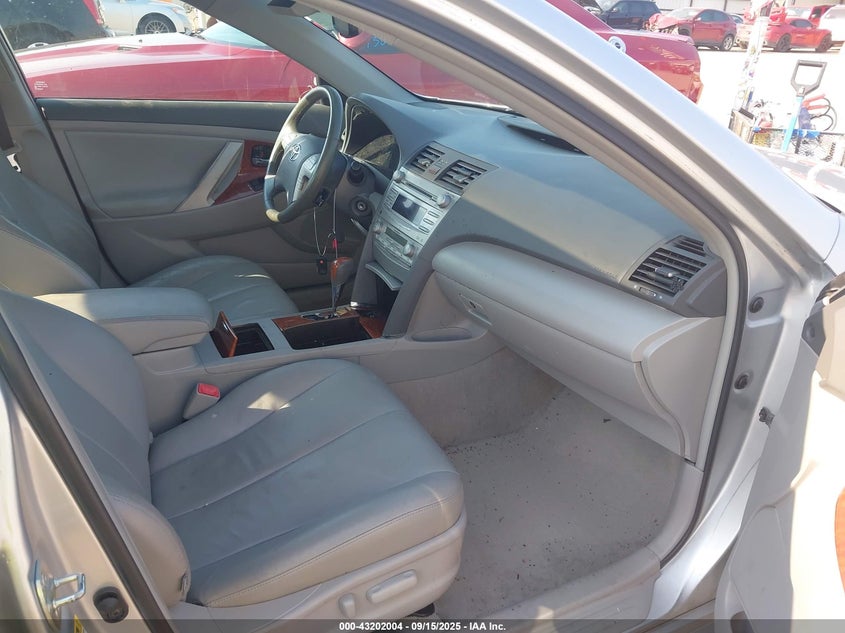 4T1BF3EK5BU197418 2011 TOYOTA CAMRY photo no. 5