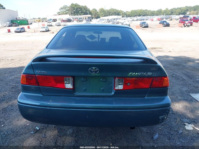 2000 Toyota Camry Le VIN: 4T1BG22K1YU988968 Lot: 43202050