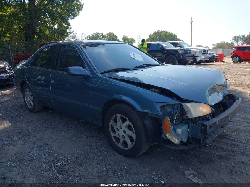 2000 Toyota Camry Le