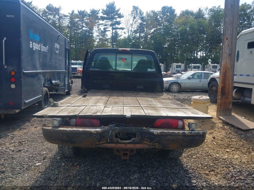 2001 Ford F-350 VIN: 1FTSF31S11ED46457 Lot: 43202083