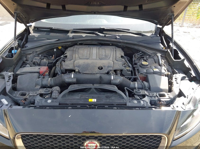 2017 JAGUAR F-PACE 35T PREMIUM - SADCJ2BV9HA091679