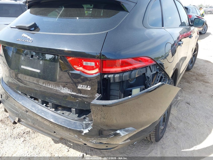 2017 JAGUAR F-PACE 35T PREMIUM - SADCJ2BV9HA091679
