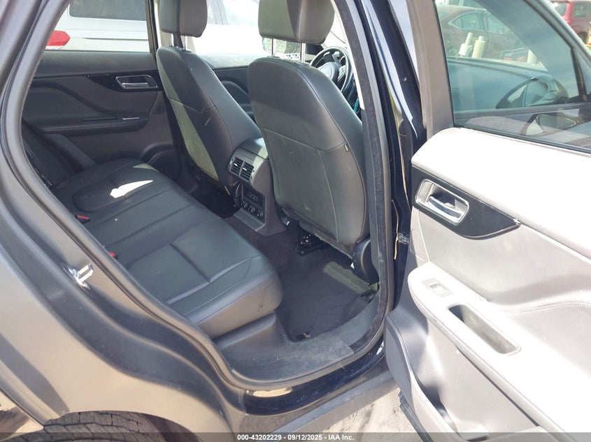 2017 JAGUAR F-PACE 35T PREMIUM - SADCJ2BV9HA091679